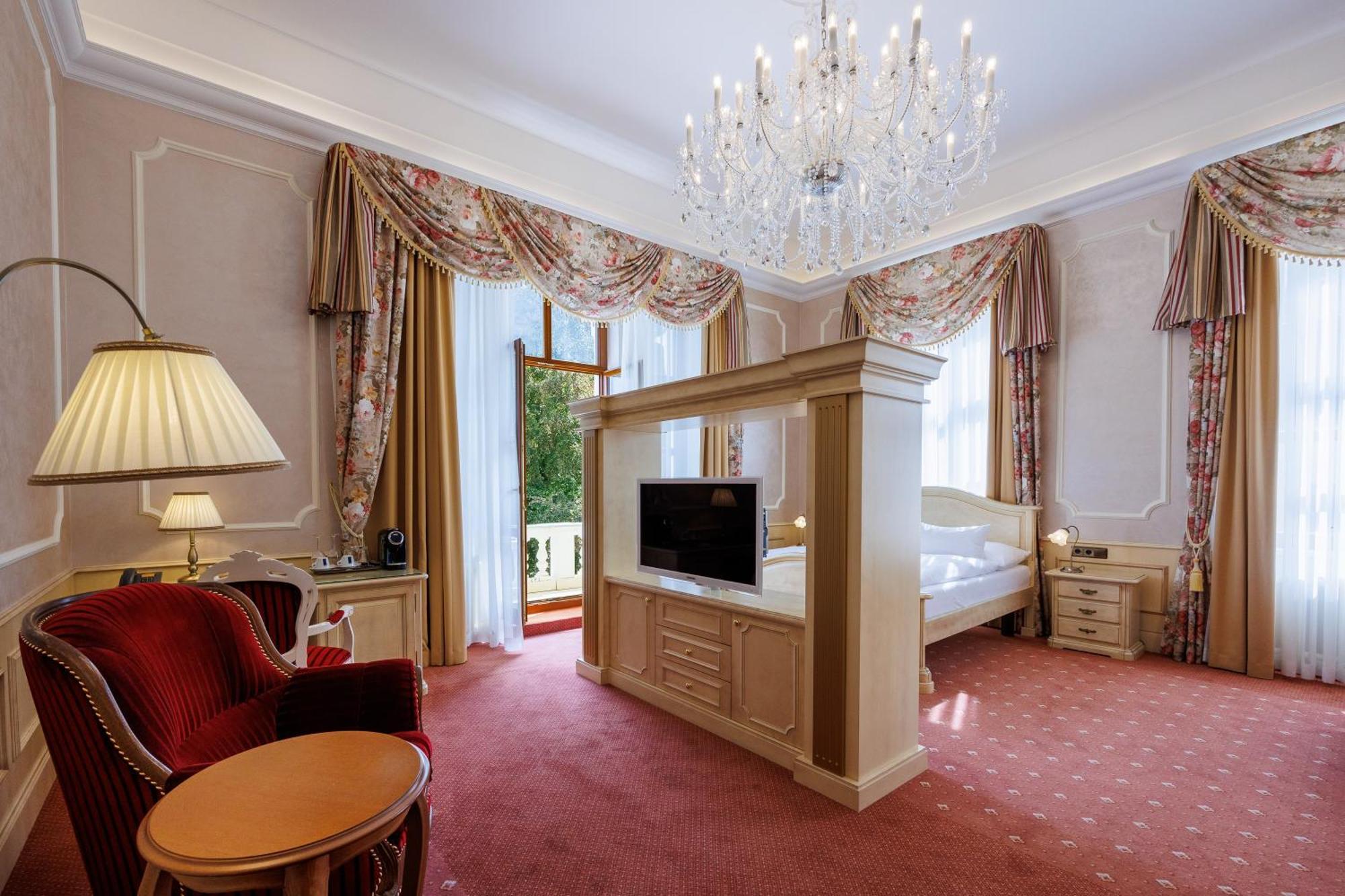 Chateau Cihelny Hotel