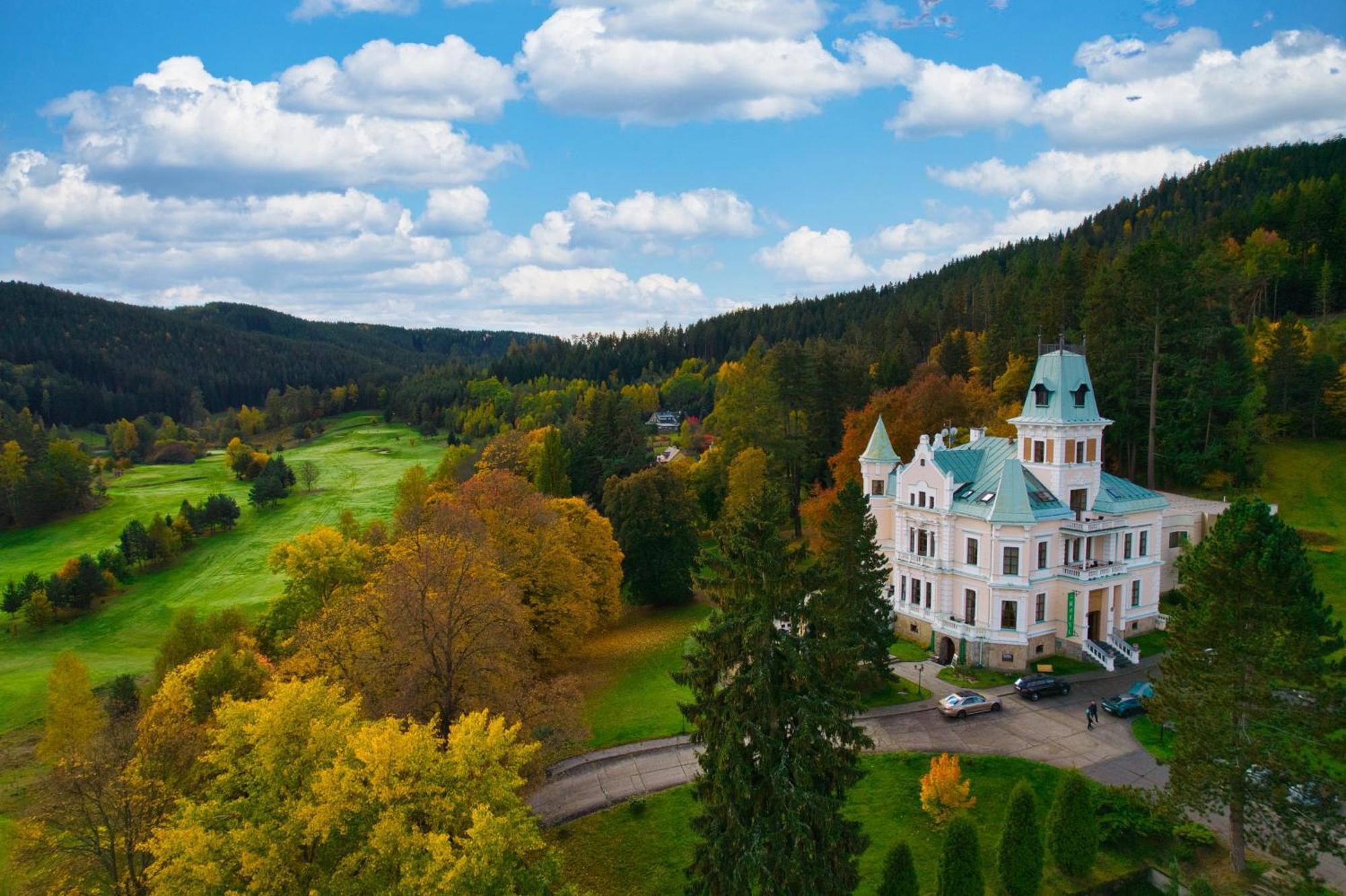 Chateau Cihelny 4* Karlsbad