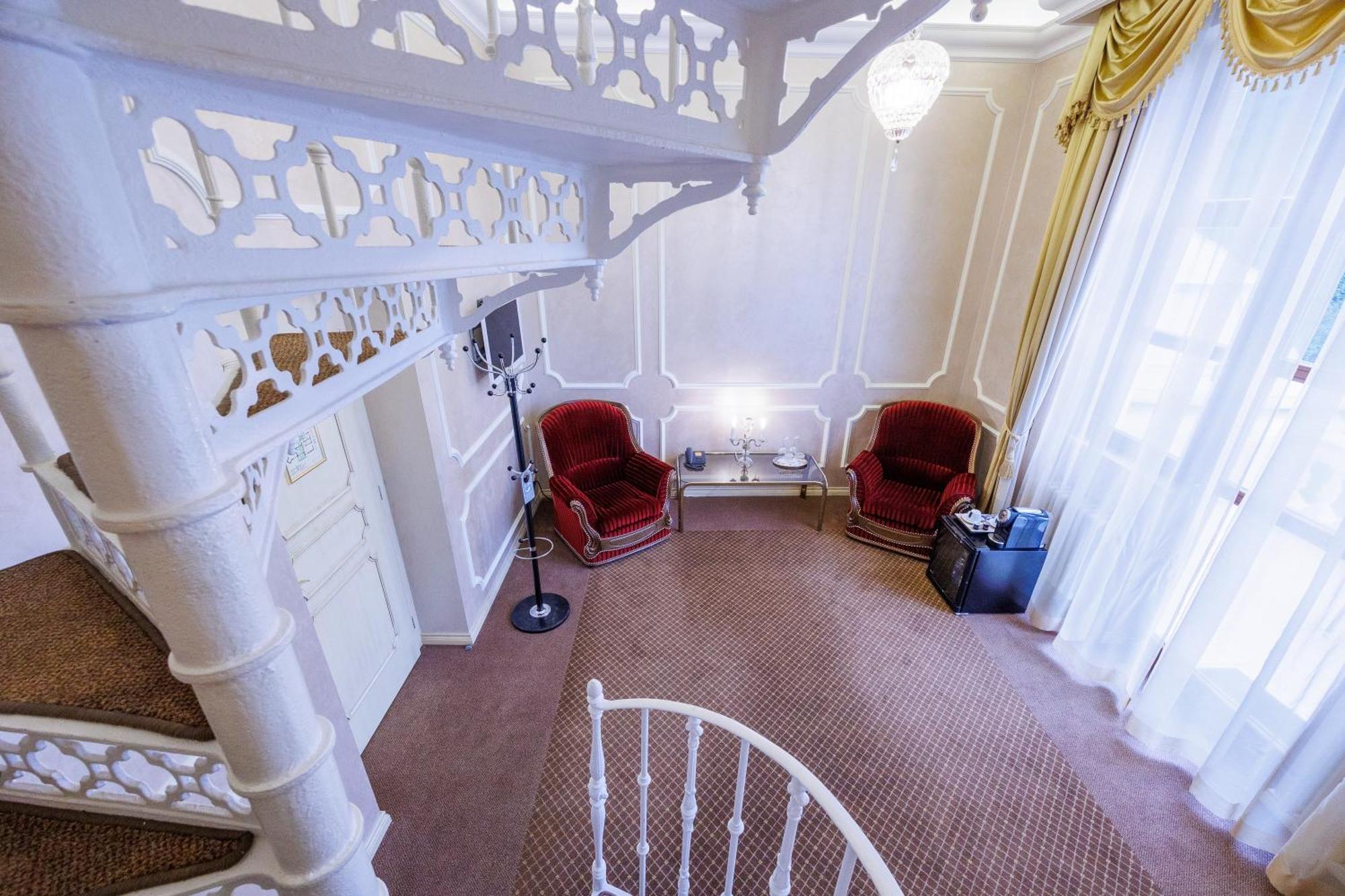 Chateau Cihelny 4*