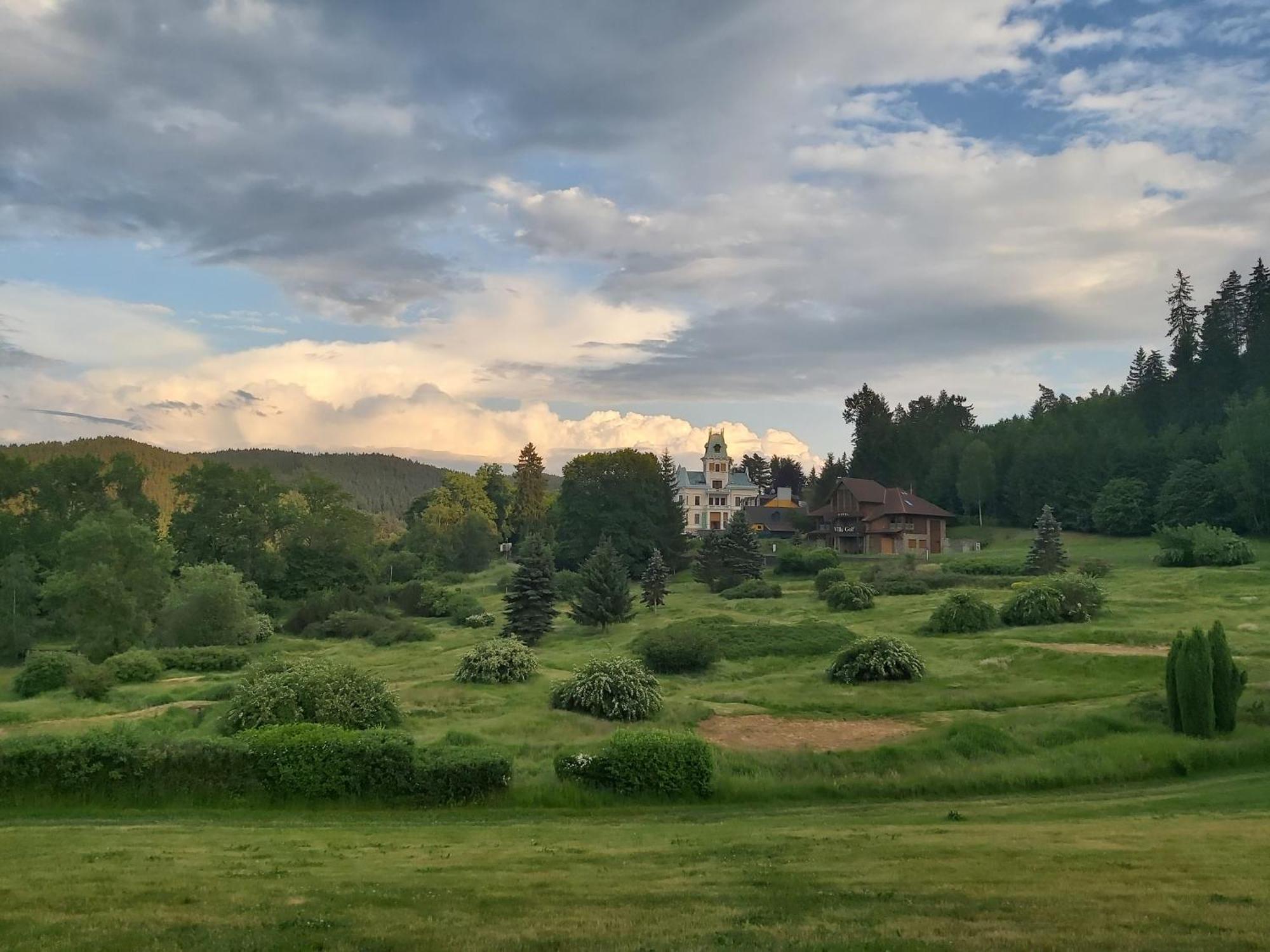 Hotel Chateau Cihelny