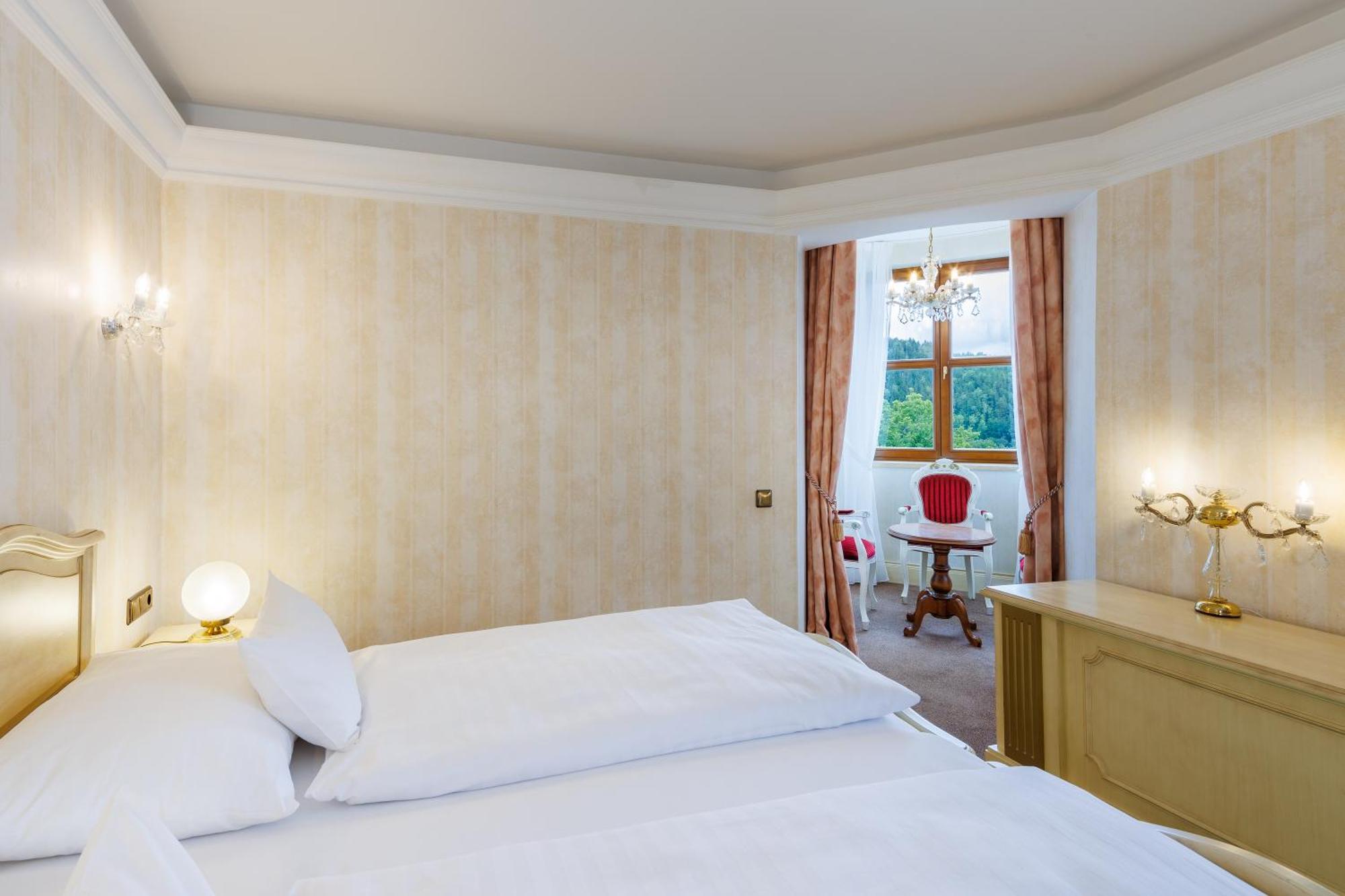Chateau Cihelny 4* Karlovy Vary