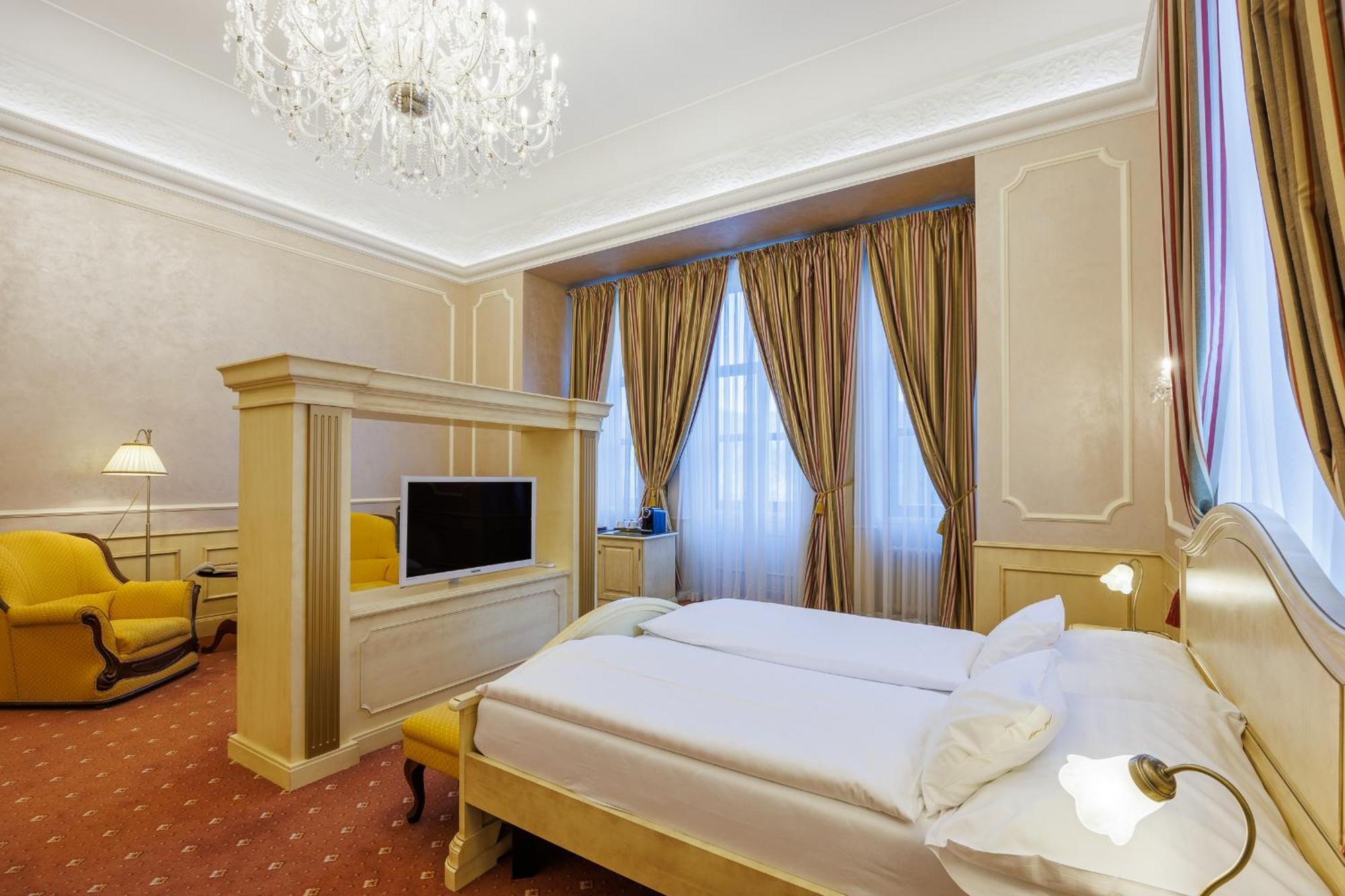 Chateau Cihelny